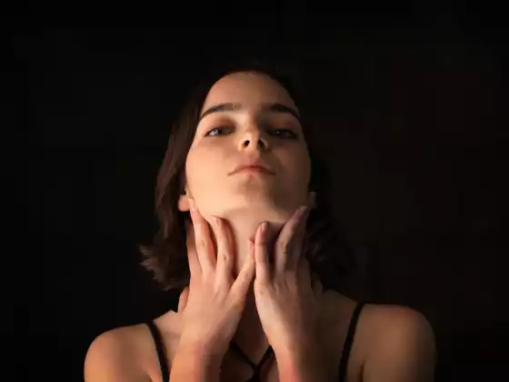 Yoga Prānāyāma to Open Your Throat Chakra