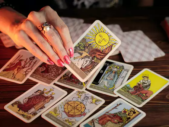 Lecture du tarot de la saison des Gémeaux