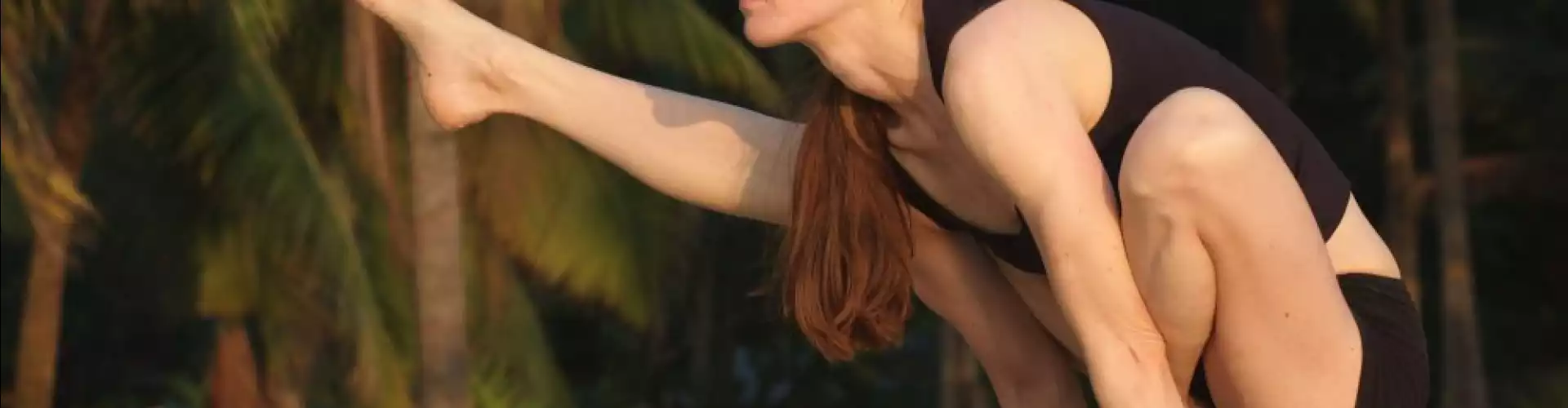 Yoga Asana, Meditazione e Yoga Nidra - Online Class by Caroline Klebl