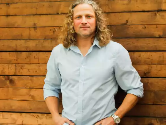 James Keegan,
Health & Wellness, Spirituality, Health & Wellness
Expert at Сияющее обновление: онлайн-симпозиум по здоровью, благополучию и духовности летом 2023 г.
