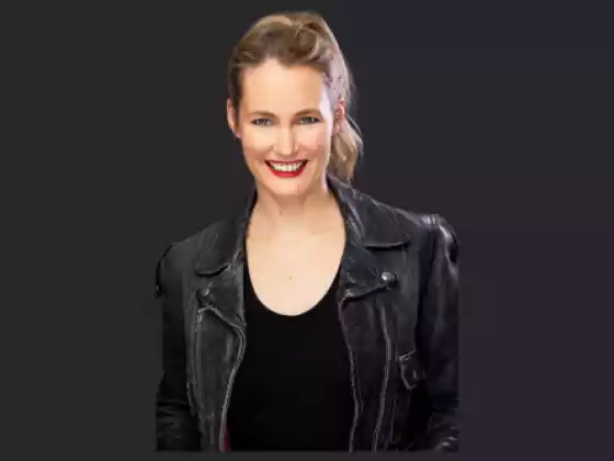 Joanna Stone,
Health & Wellness, Health & Wellness
Expert at Сияющее обновление: онлайн-симпозиум по здоровью, благополучию и духовности летом 2023 г.