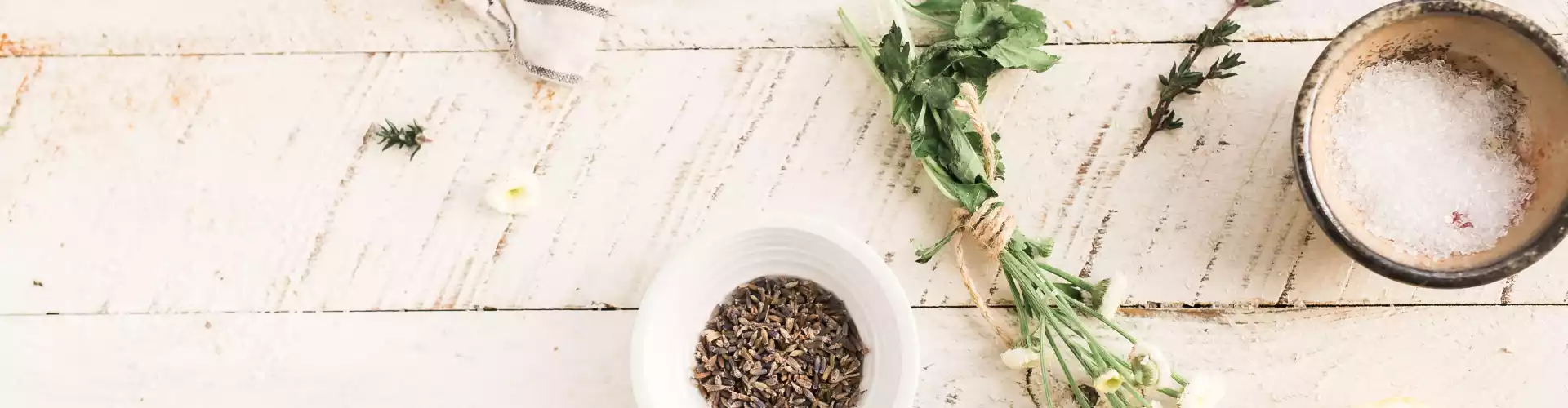 Le pouvoir de la phytothérapie : introduction aux cérémonies - Online Class by Mary Haberski