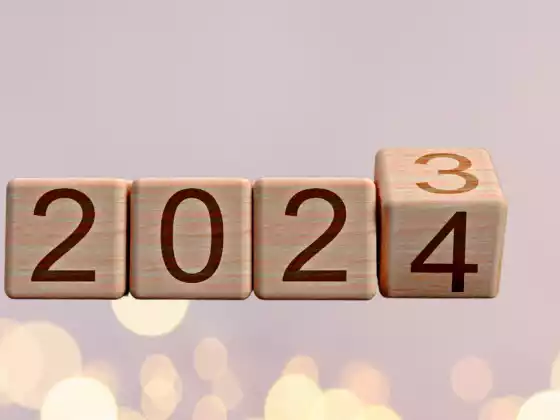 Отпустите энергию 2023 года и определите намерения на 2024 год!