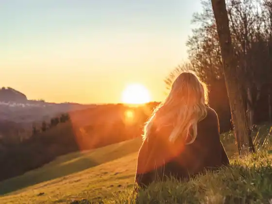 Aprovechar el poder del sol: canalización en trance de Yeshua